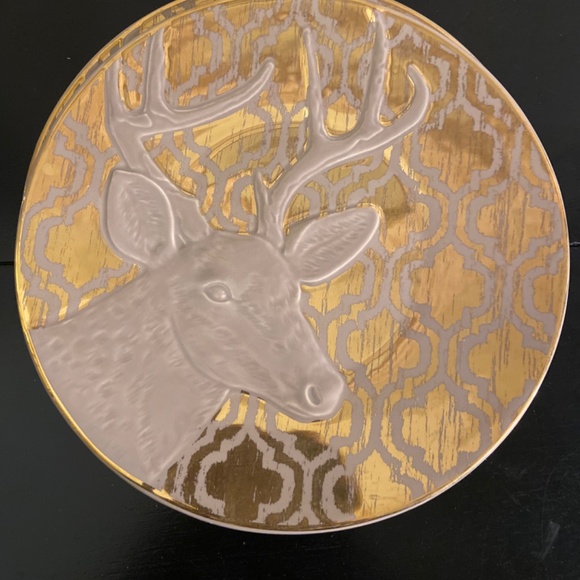 Grasslands Road Gold Embossed deer dessert plates - Picture 5 of 7